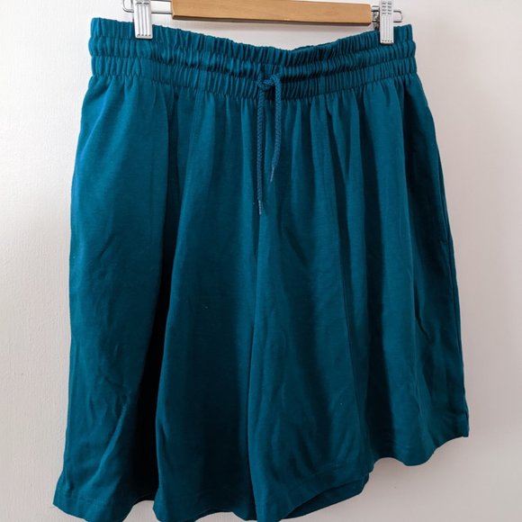 Vintage 90s Camp Shorts - Picture 8 of 10